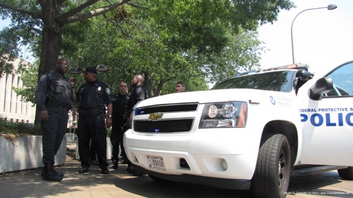 DC Police quickly arrive